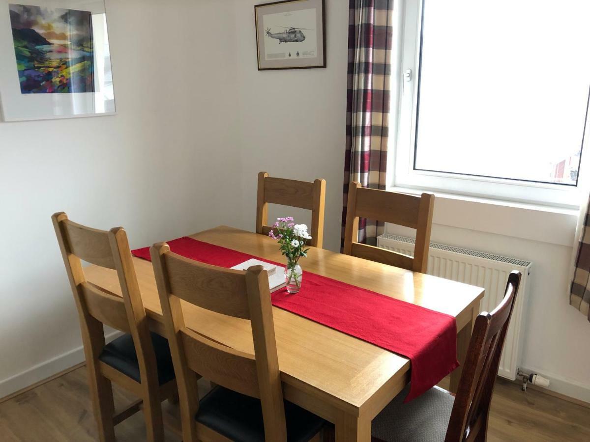12 Lochiel Road Διαμέρισμα Φορτ Γουίλιαμ Εξωτερικό φωτογραφία